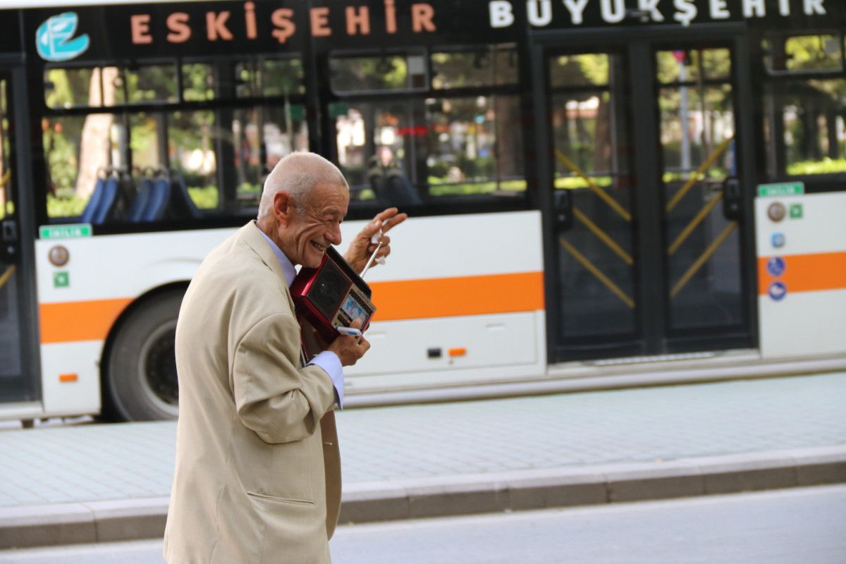 Eskişehir’de Sokak Sanatçısı Ali Ilgın’ın Renkli Dünyası