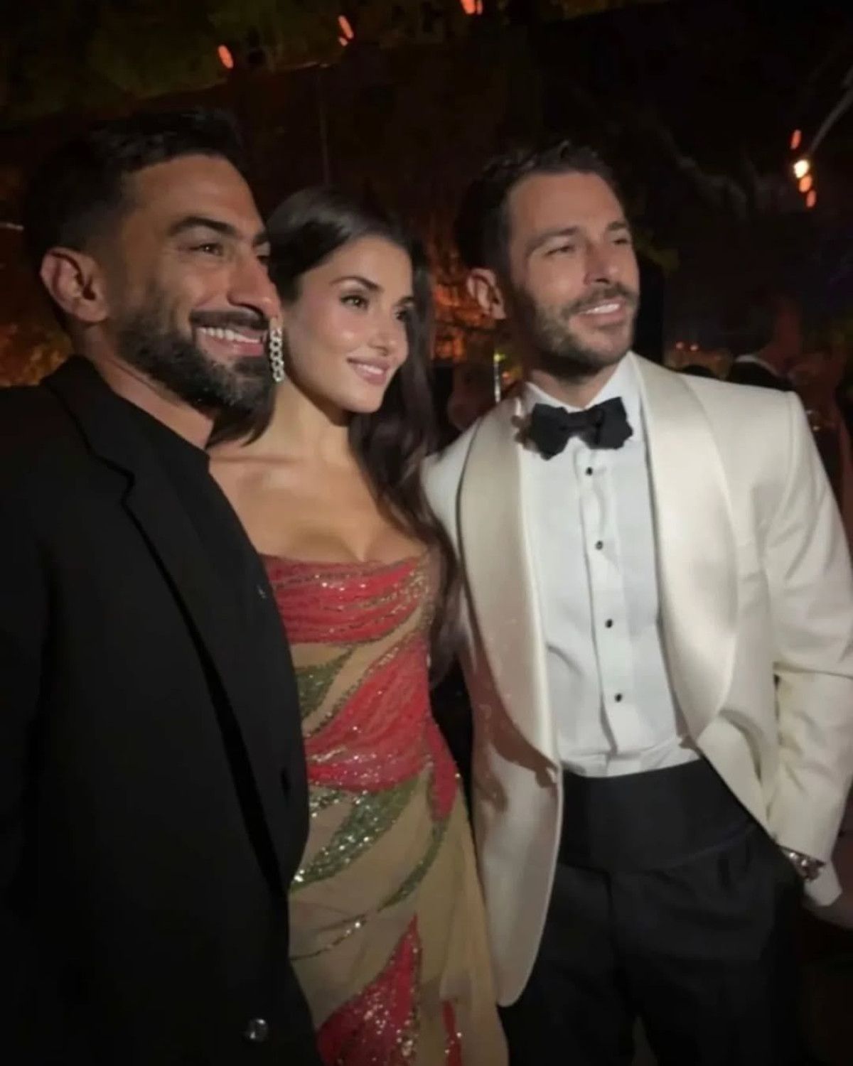 Hande Erçel ve Hakan Sabancı'nın Aşkı Lübnan'daki Unutulmaz Düğünle Taçlandı