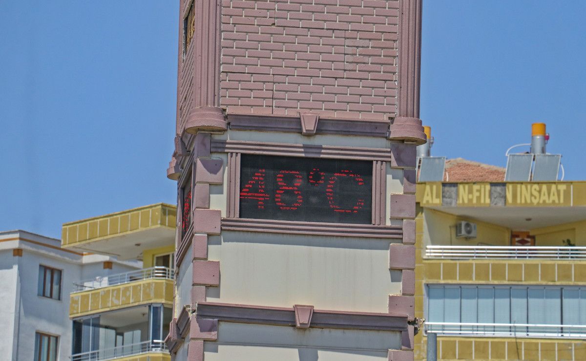 İlginç Bir Gün: Termometreler 48 Dereceyi Gösterdi