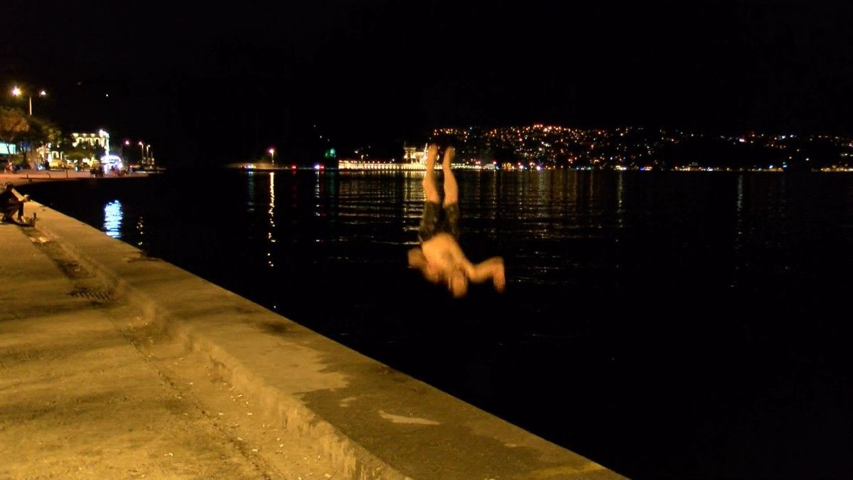 Serinleme İsteğiyle Denize Girenler