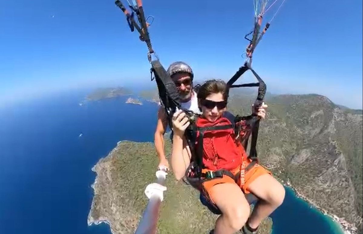 HAVADA SATRANÇ ŞÖLENİ