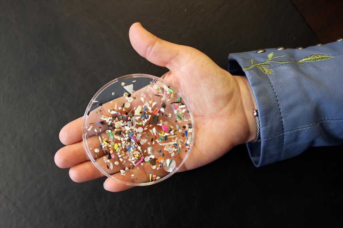 İnsanlar, bir günde düşündüğünden fazla mikroplastik parçacığı soluyor olabilir