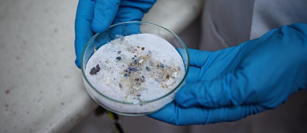 İnsanlar, bir günde düşündüğünden fazla mikroplastik parçacığı soluyor olabilir