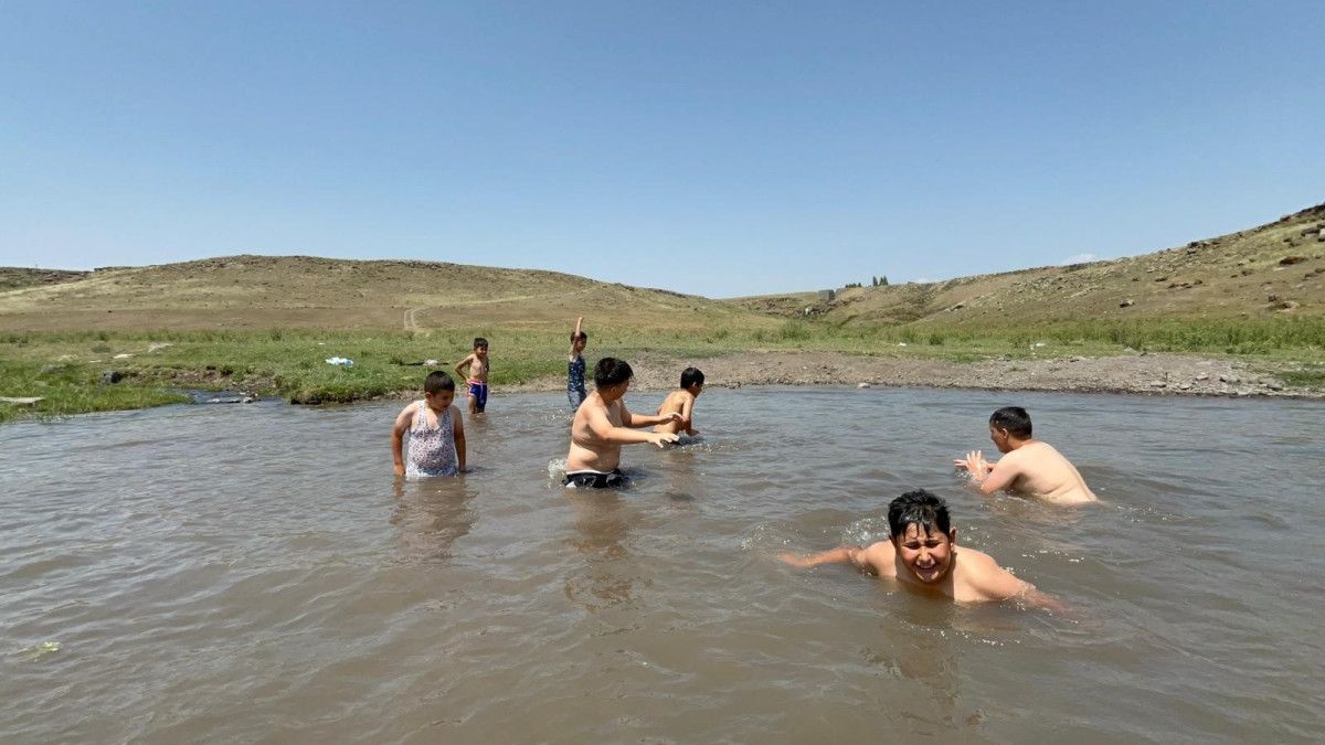 Kars'ta termometreler 34 dereceyi gördü