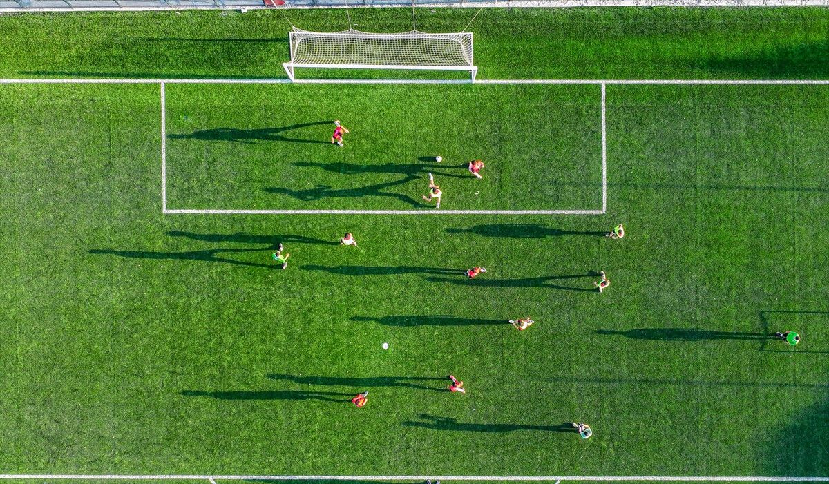 Şırnaklı gençler, FIFA standartlarına uygun sahaya kavuştu