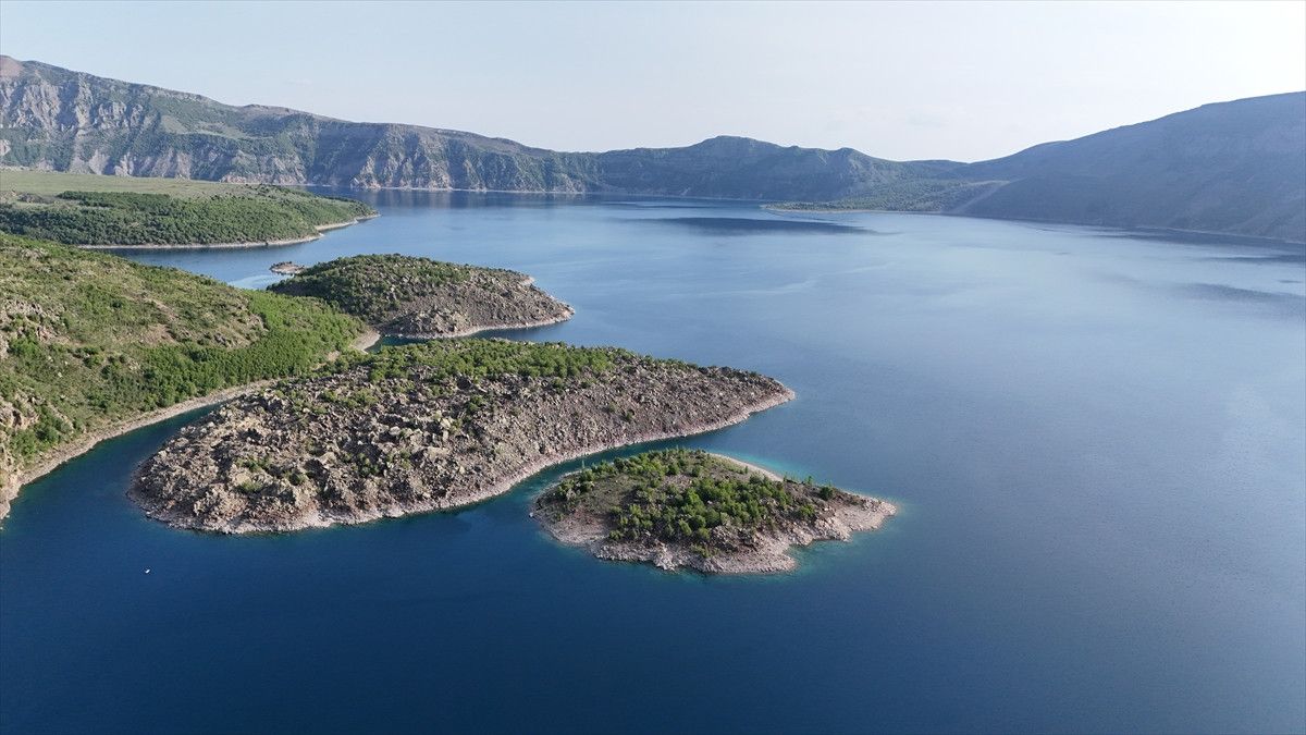 Bitlis'te Nemrut Kalderası'nı kolluk kuvvetleri koruyor