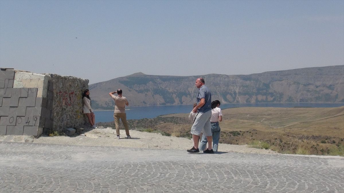 Bitlis'te Nemrut Kalderası'nı kolluk kuvvetleri koruyor
