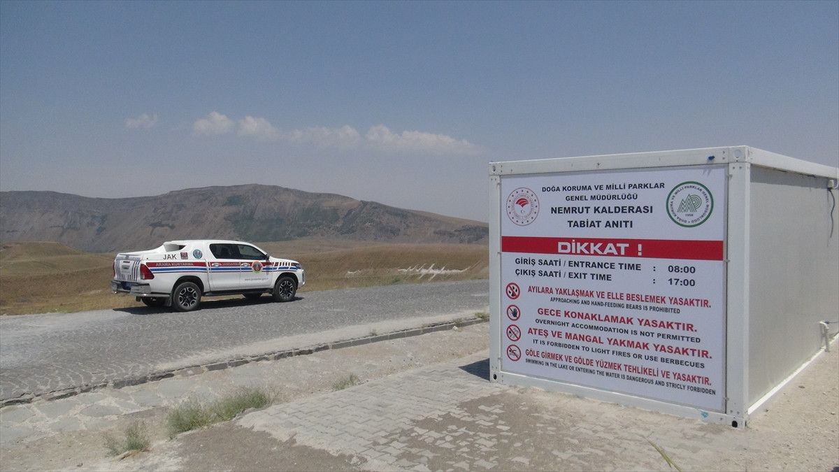 Bitlis'te Nemrut Kalderası'nı kolluk kuvvetleri koruyor