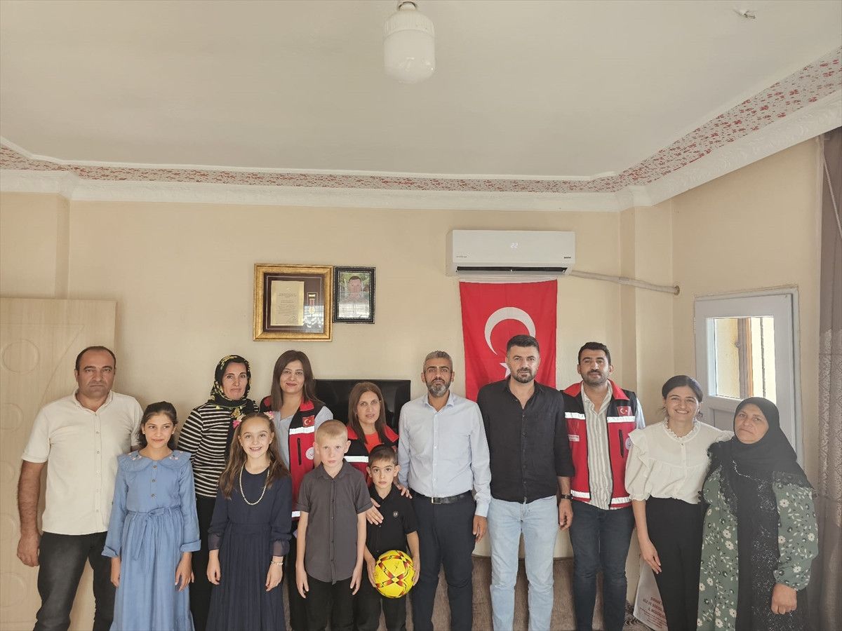 Şırnak'ta şehit oğluna doğum günü sürprizi
