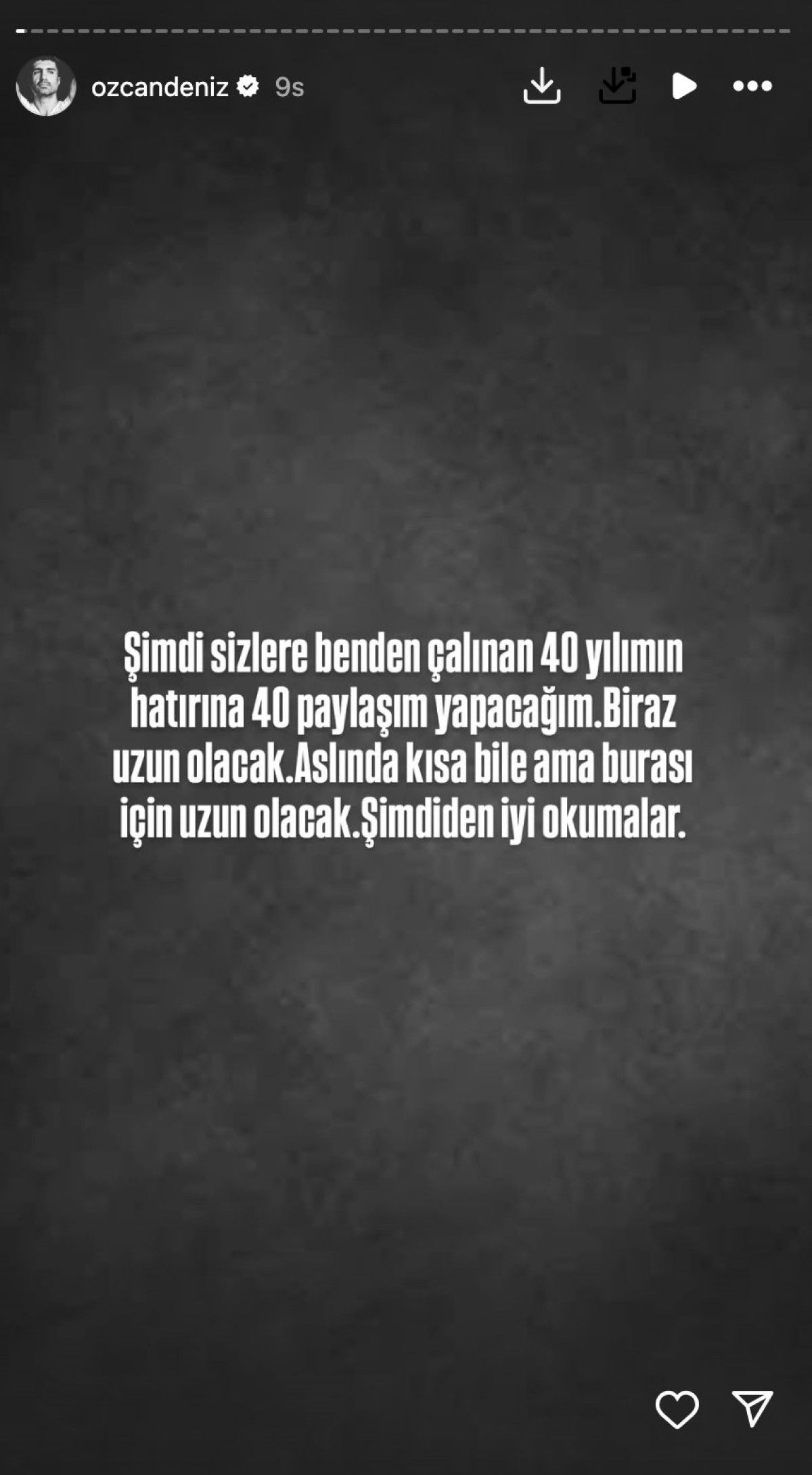 Özcan Deniz 40 paylaşımla ailesine rest çekti: Beni köleniz yaptınız
