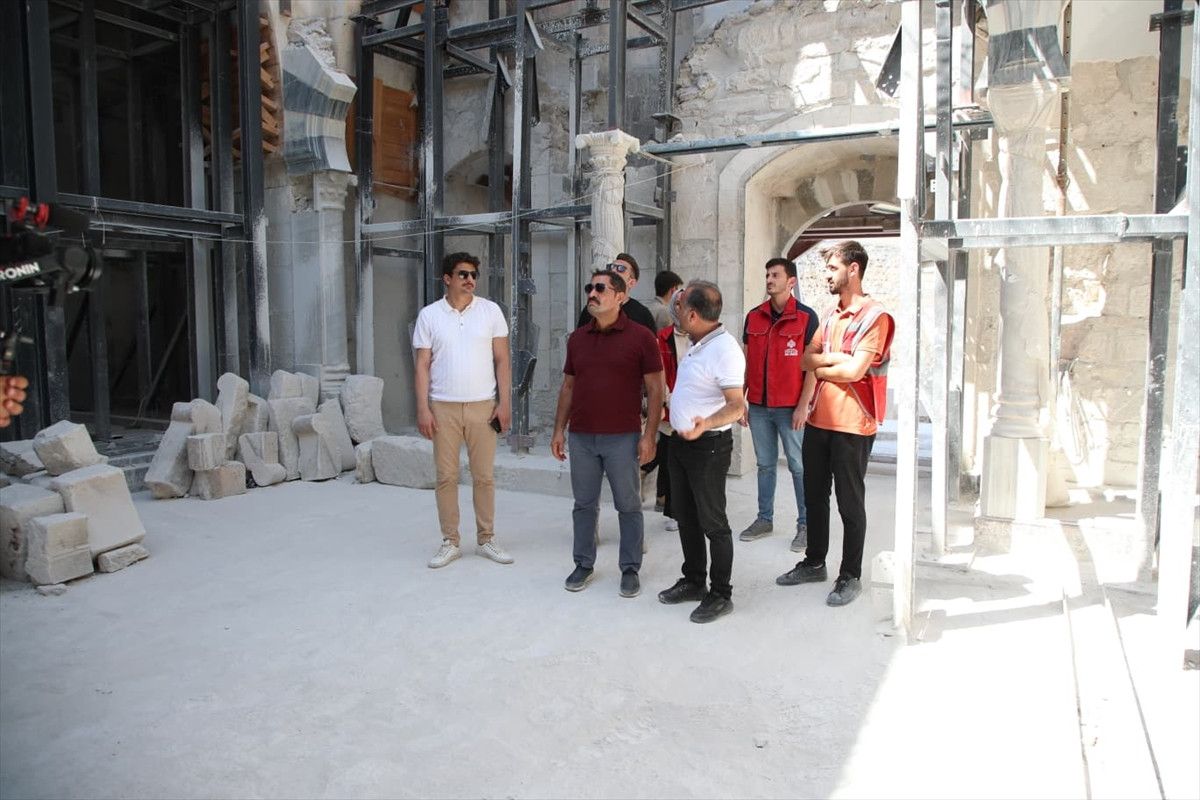 Hatay'da depremde hasar gören Tarihi Şeyh Ali Camisi restorasyonda