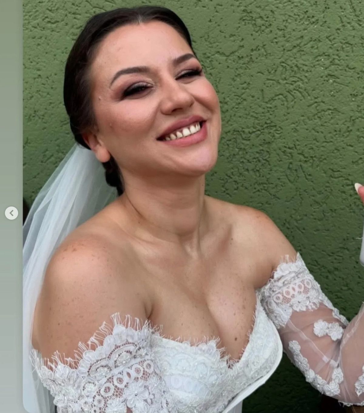 14 yıldır aşk yaşıyorlardı Deha'nın Karga'sı Taner Rumeli evlendi!