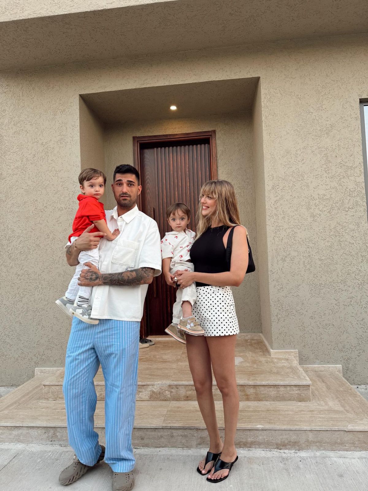 Yasemin Şefkatli'nin aile pozu: Fotoğrafa beğeni yağdı