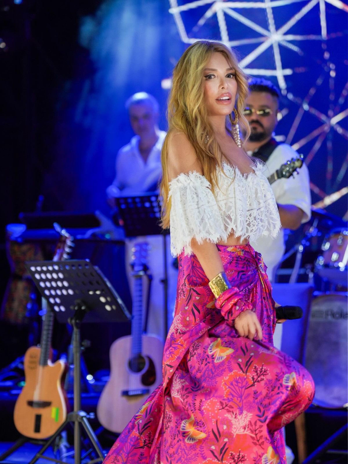 Yeni imajı çok konuşulmuştu! Ajda Pekkan'dan yeni kareler
