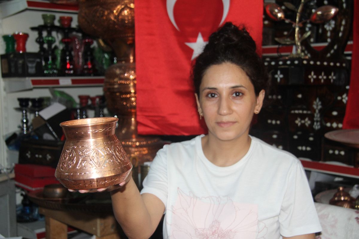 Bakırcılıkta Kadınların Başarı Öyküsü: Gaziantep’te Usta Olmak