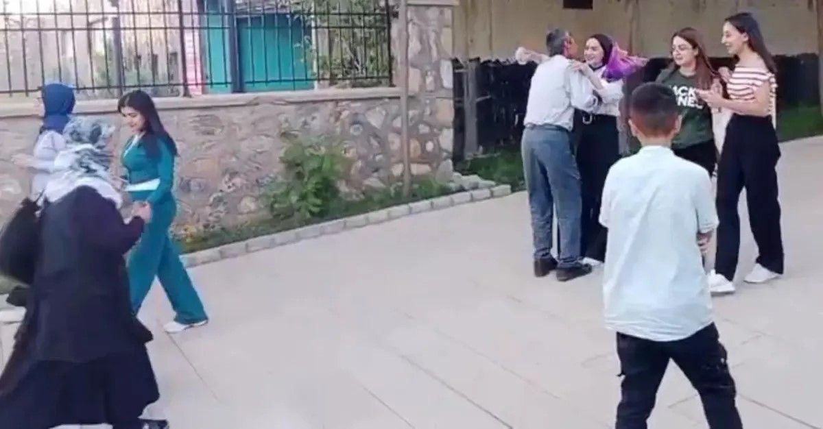 Didimli Otelde Çalışırken Büyük Haber: Yeditepe Üniversitesi’ne Yüzde 50 Burslu Kabul