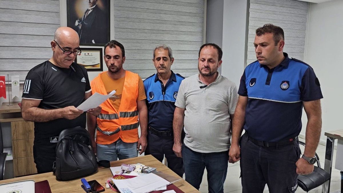 Salih Bostancıoğlu’nun Çantası Altınözü’nde Buldular: Paralar ve Takılar Sahibine Eksiksiz Ulaştı