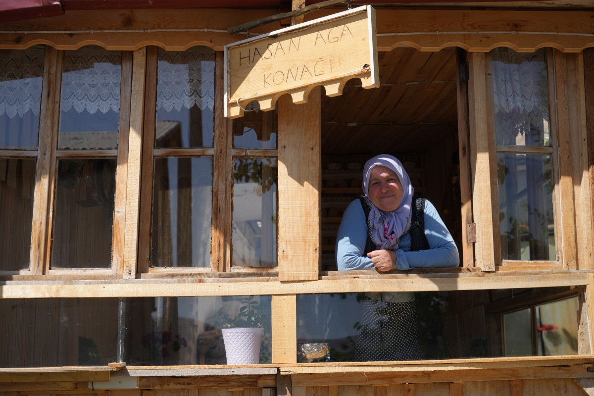 Mahallenin Meyve Bahçesi: Kiracı Olmanın Sırrı, Ev Sahipliğe Dönüşen Yaşam Hikayesi
