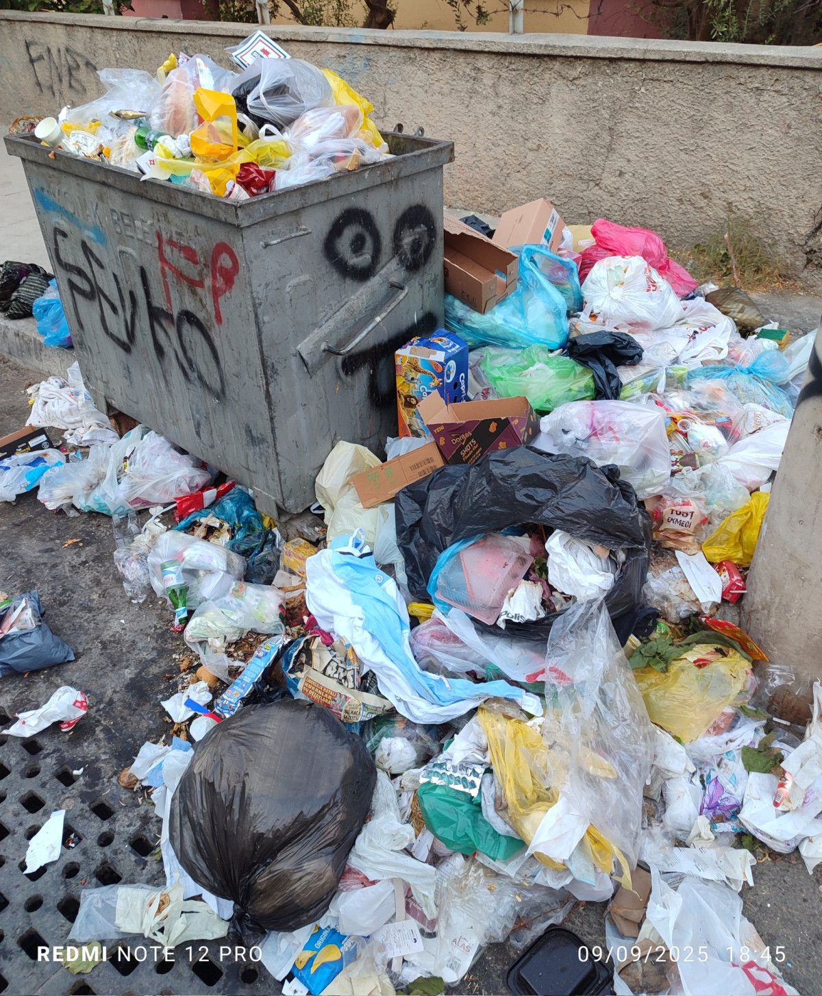İzmir Konak Çöp Problemi 