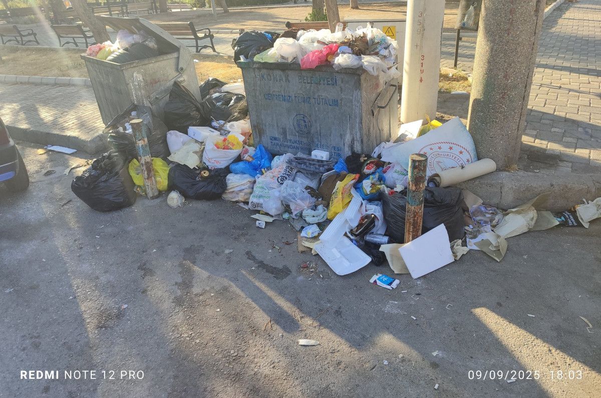 İzmir Konak Çöp Problemi 