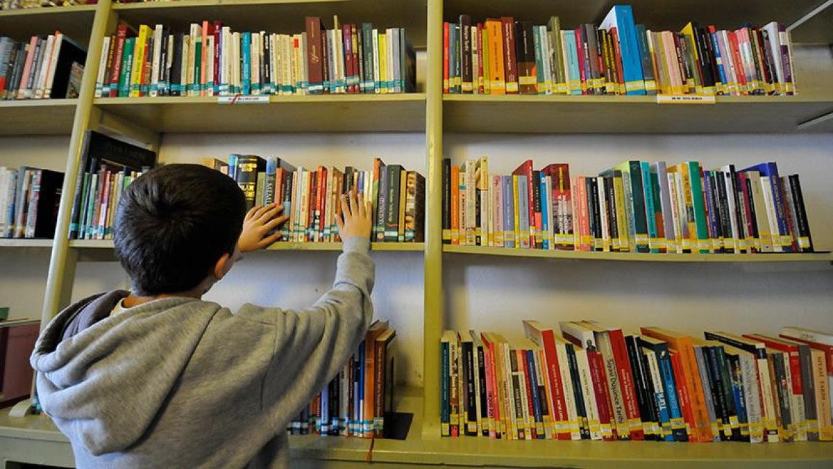 Akran Zorbalığına Karşı Evde ve Okulda Önlemler: Ailelerden Eğitimcilere Kapsamlı Uyarı