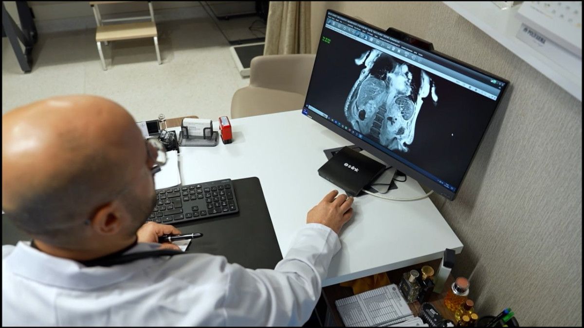 Sakız Çiğnemenin Görünmeyen Tehlikesi: Mikroplastiklerin Sağlık Üzerindeki Potansiyel Etkileri