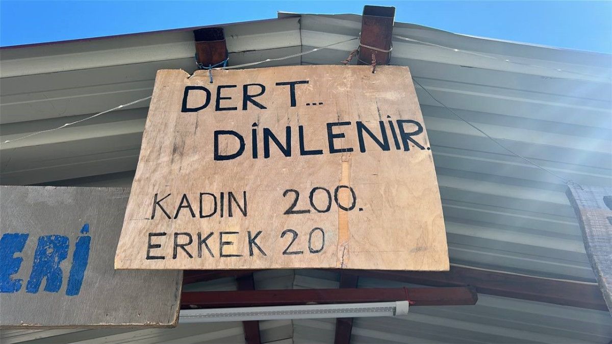 Gülümseten Deney: Dert Dinlemek İçin 20 Liraya Gelenler ve 200 Liraya Kadınlar