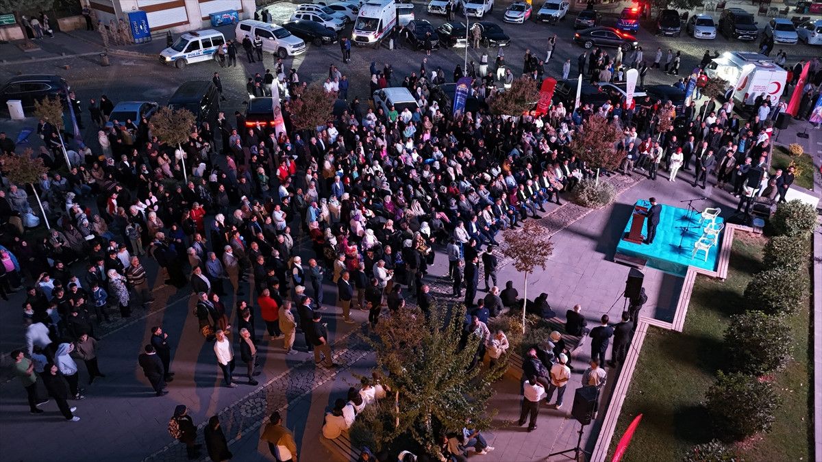 Siirt Tillo'da Işığın Şafak Dersi: İbrahim Hakkı Hazretleri'nin Gölgesindeki Büyülü An