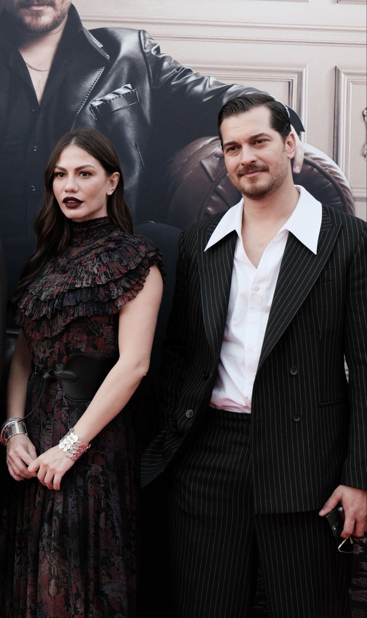 Eşref Rüya Cannes'ta Parladı: Demet Özdemir ve Çağatay Ulusoy’un Yeni Kareleri