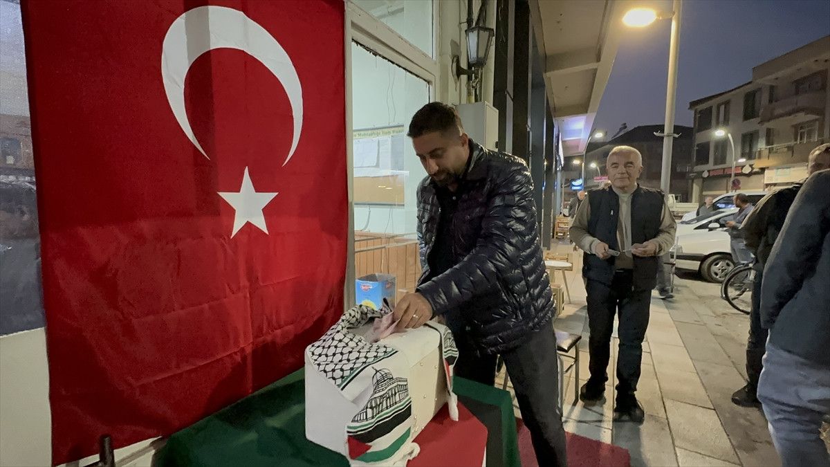 Gazze İçin Sevgi ve Yardım Elini Gölyaka’dan Ulaştıran Esnafın Hikayesi