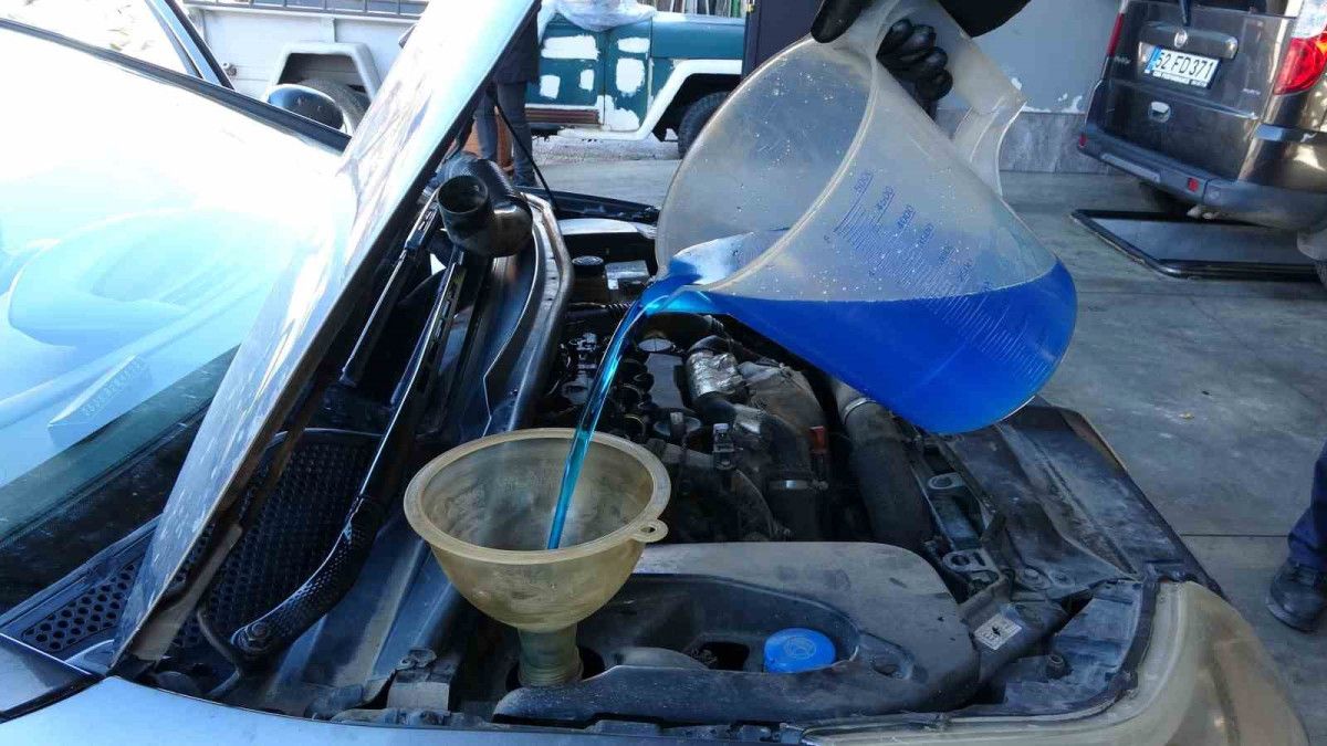 Antifriz ve Sıvı Bakımı: Kışa Hazırlıkta Doğru Seçim ve Uygulama İpuçları