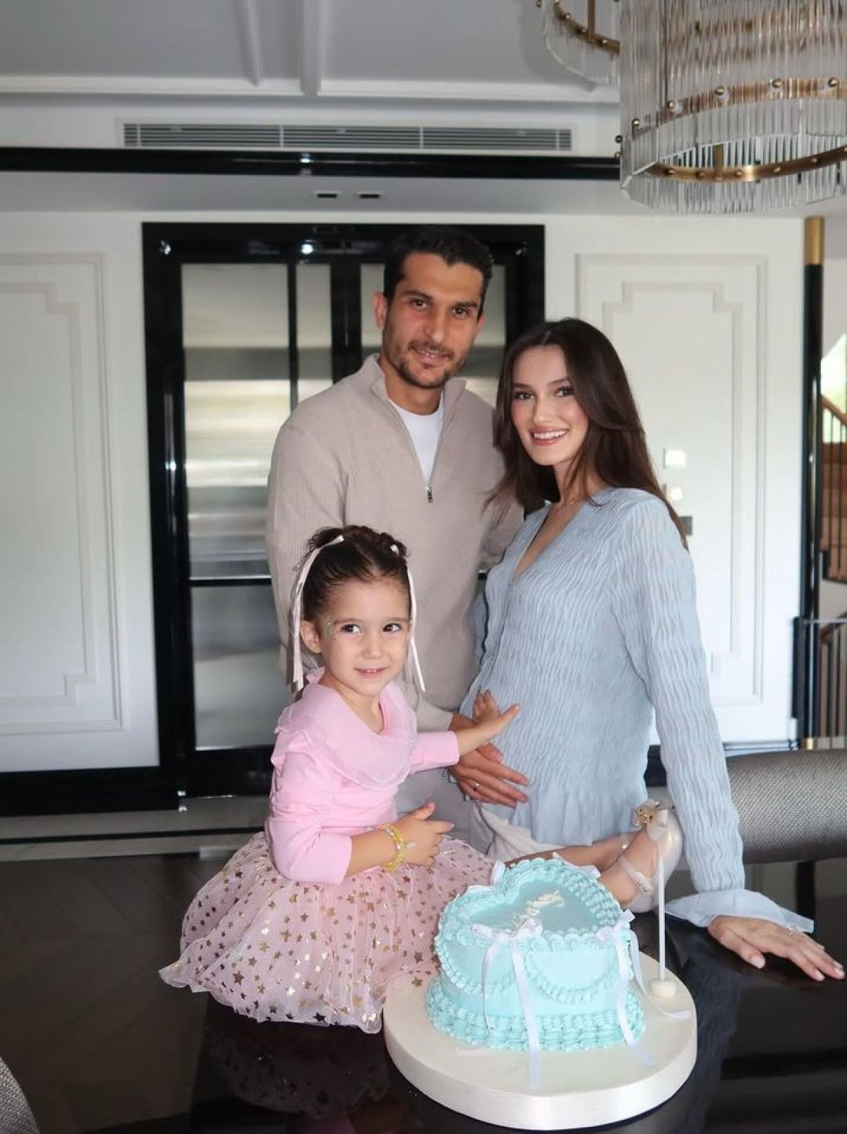 Necip Uysal ve Nur Uysal: Ailenin Büyüdüğünü Duyanlar