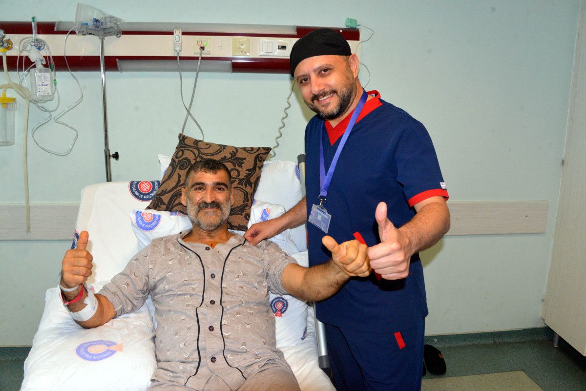 Yaşam Sevgisiyle Yolculuk: Beyin Tümöründen Kalp Ameliyatına Uzanan 10 Yıllık Umut Hikayesi