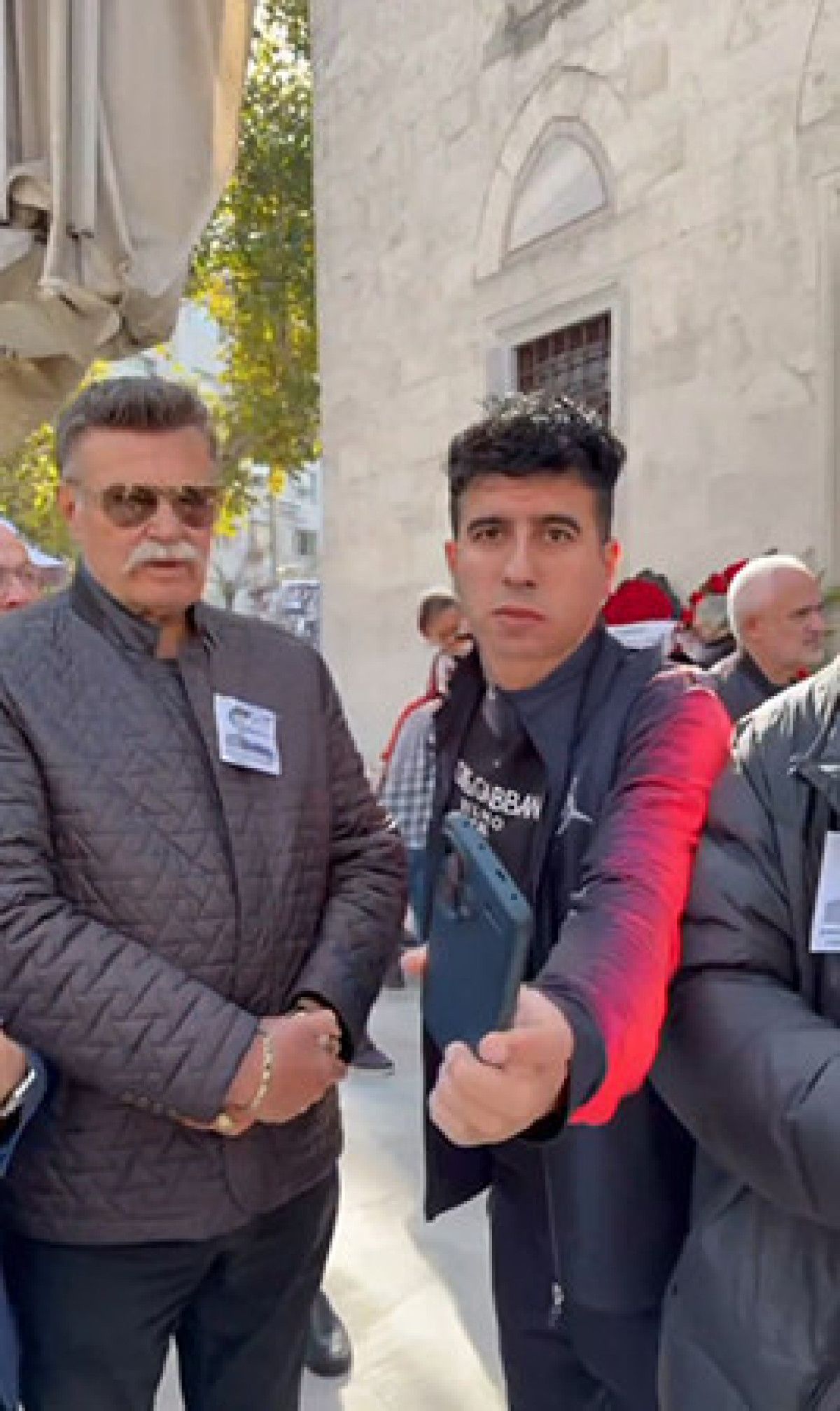 Engin Çağlar İçin Son Yolculuk: Cenazede Nuri Alçoyla Fotoğraf Anları