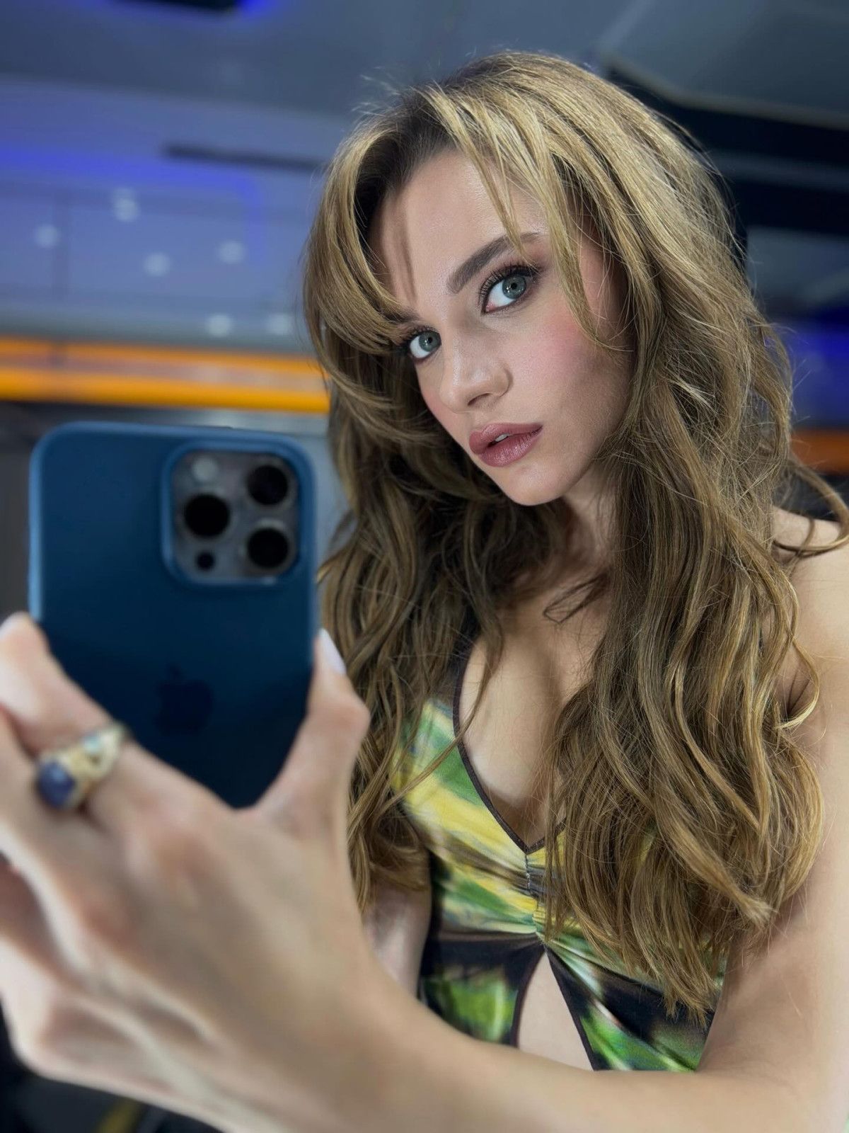 Miray Daner: Ekranların Beğeni Toplayan Yüzü ve Yeni Proje Haberleri