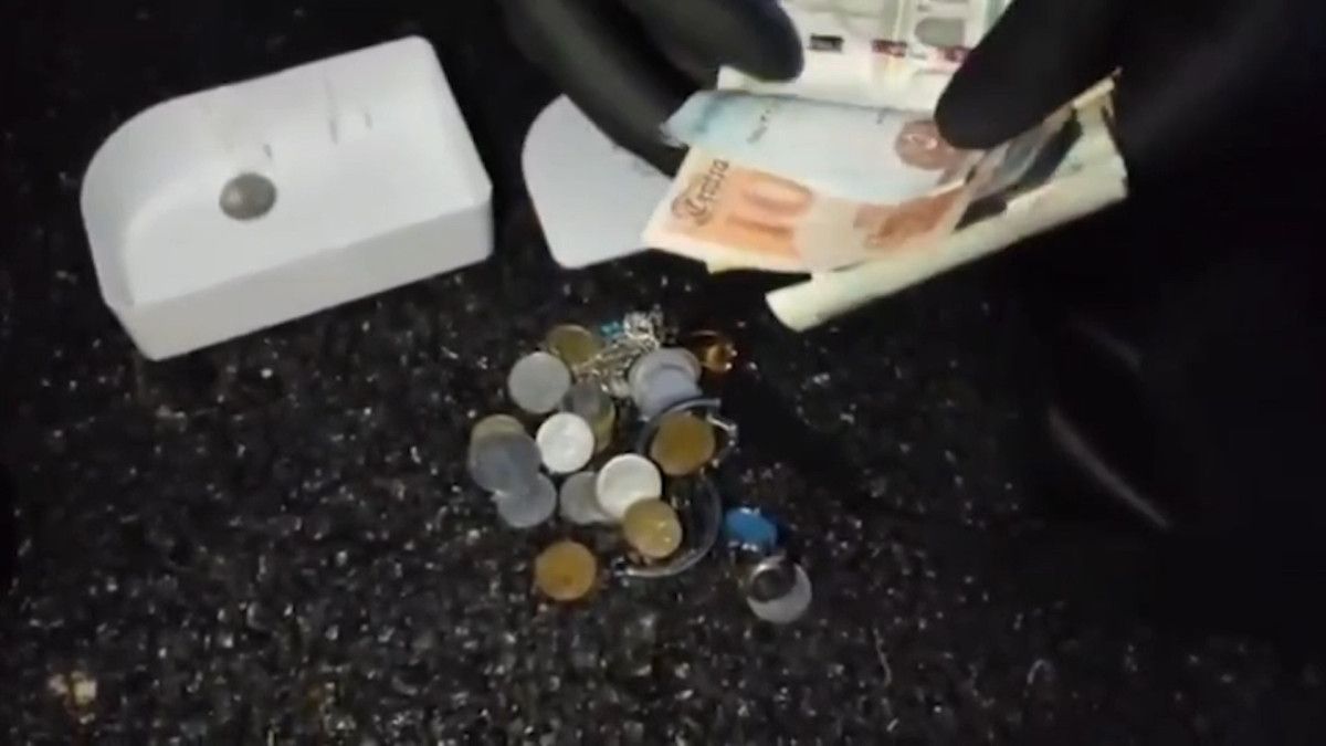 Atık Avcısı: Çöpten Değerli Eşyaları Keşfeden İki Arkadaşın İstisnai Hikayesi