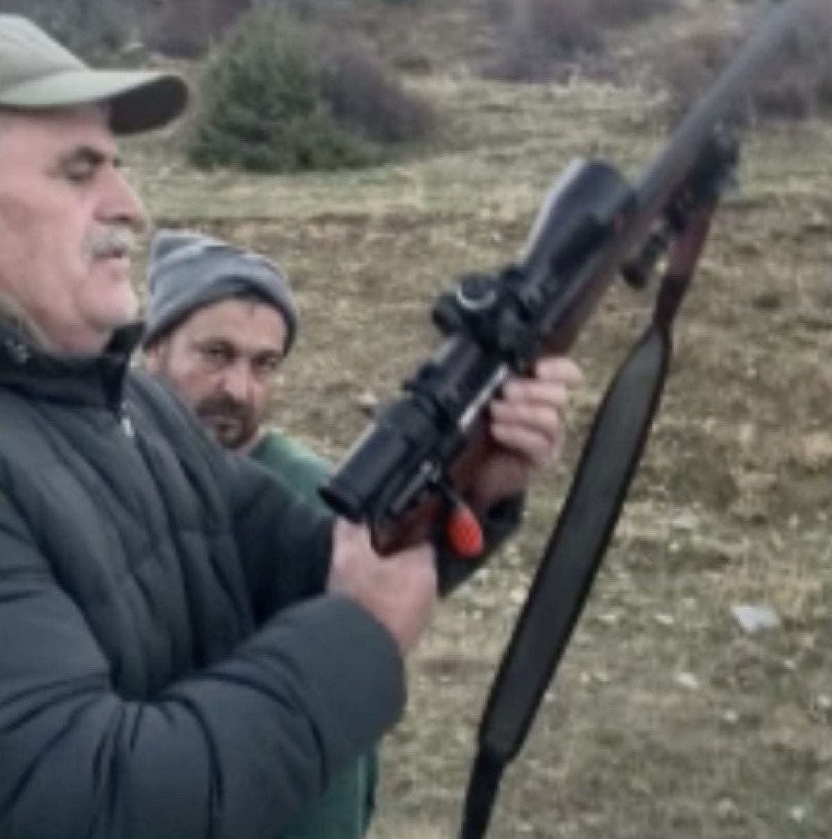 Konya Seydişehir'de Kaçak Avcılık Operasyonu: Parçalanmış 2 Yaban Keçisi ve 1 Silah Ele Geçirildi