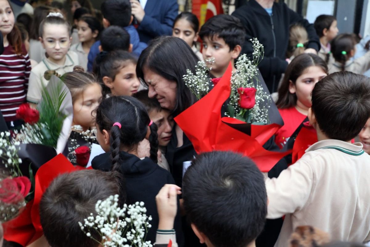 Hatice Berber’in Emeklilik Veda Töreni: 39 Yılın Teşekkürü ve Duygusal Anlar