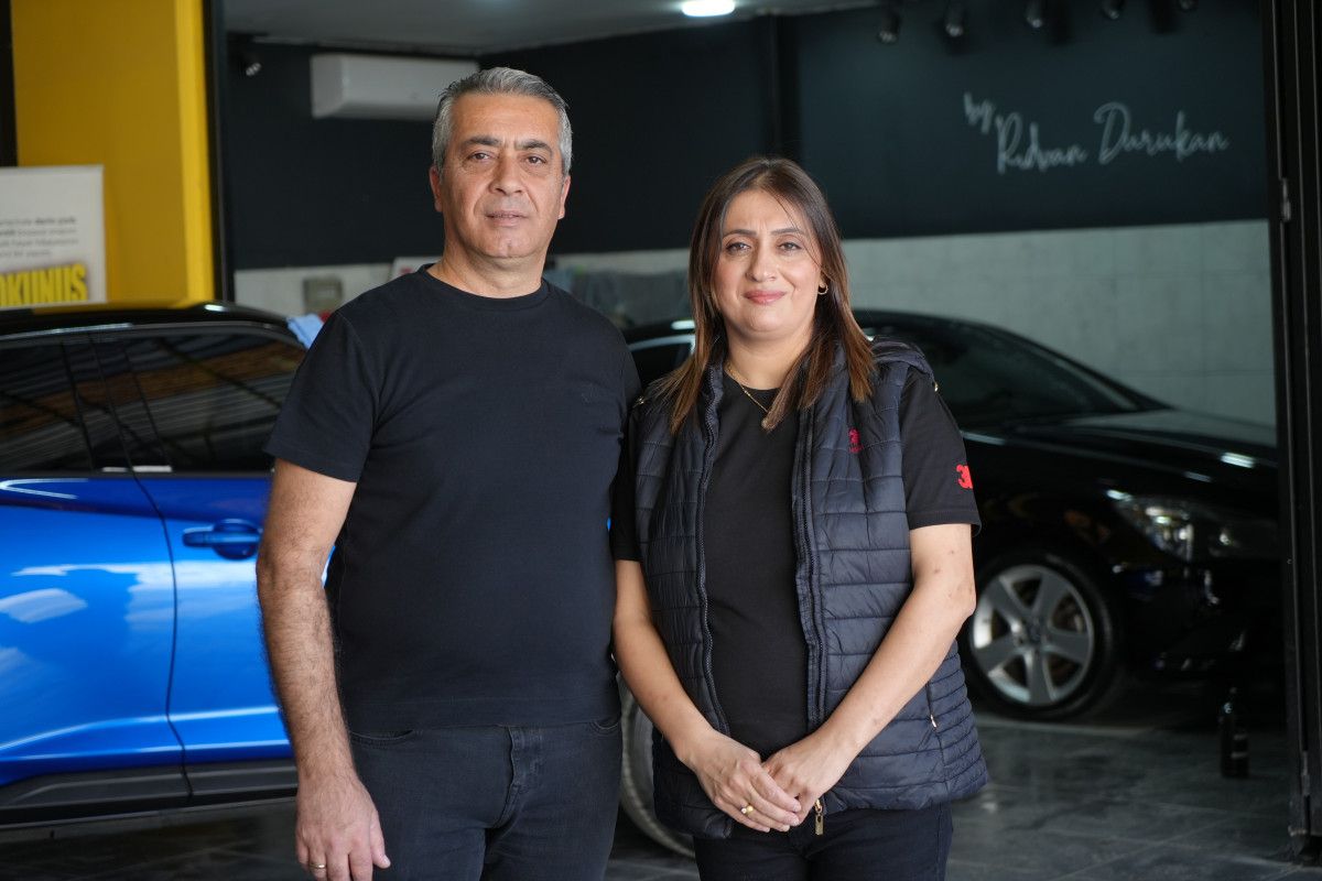 Antalya'da Kadın Usta: Nurgül Durukan'ın Oto Boya Yolculuğu ve İlham Veren Akademi Hayali