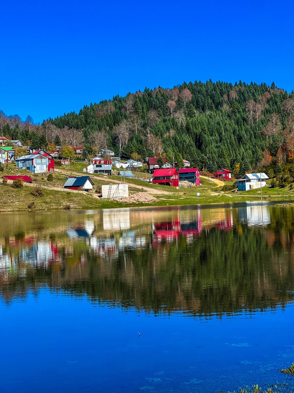 Sultanpınar Yaylası’nda Sonbaharın Renk Cümbüşü: Yükseklerde Büyüleyen Manzara
