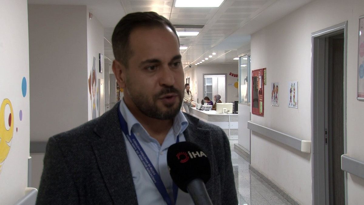 İğneyle Gelen Tehlike: 2 Yaşındaki Çocukta İnce Bağırsak Delinmesi ve Acil Ameliyat