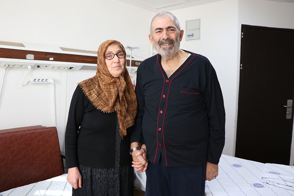 Karaciğer Vericisi En Küçük Kızı: Ailesi İçin Yeni Bir Hayat