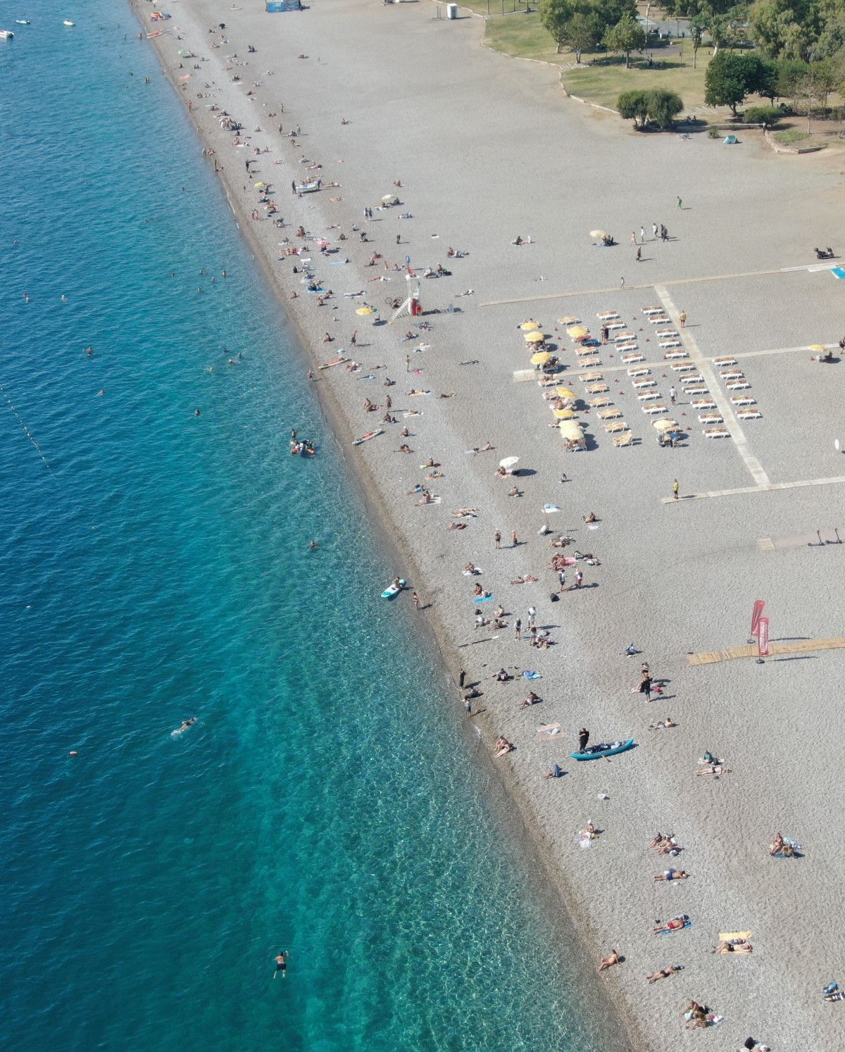 Antalya’da Kasımda Yaz Havası: Denize Girenler ve Sıcaklık Raporu