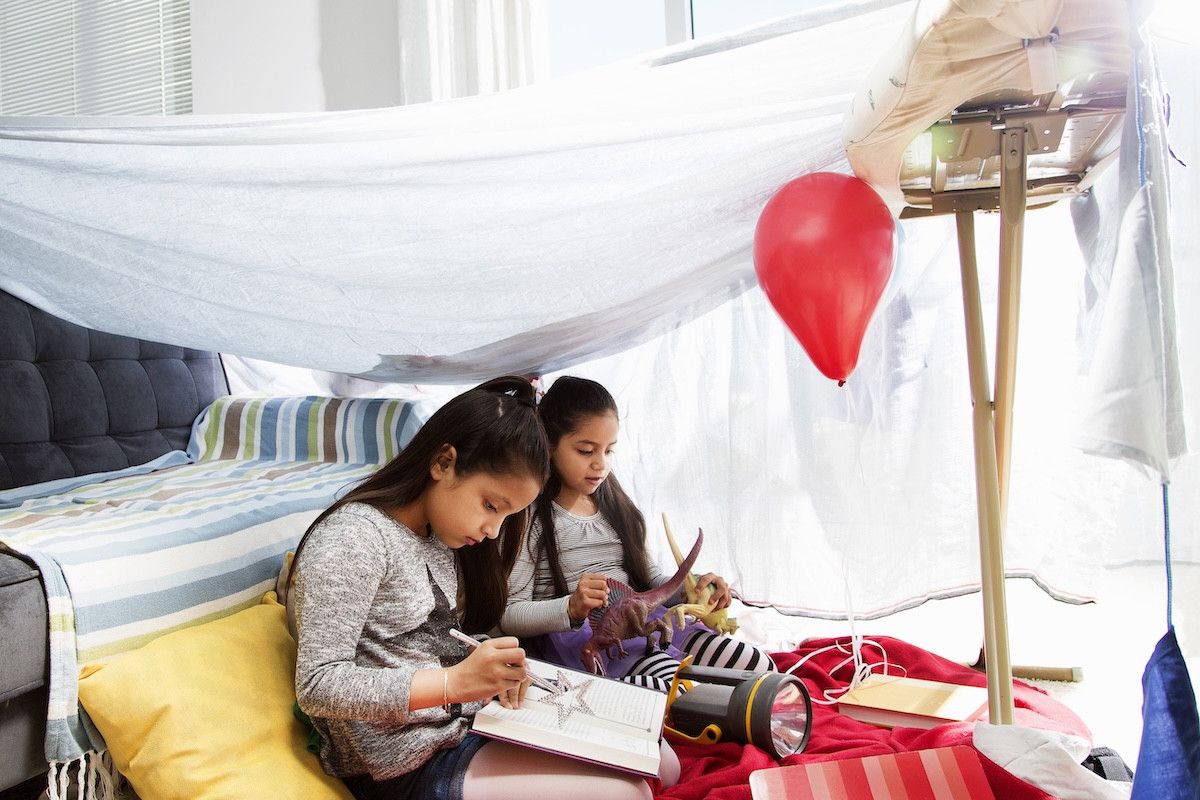 Çadırın İçindeki Dünyamı Keşfetmek: Çocuklar Neden Çadır Kurmayı Seviyor?