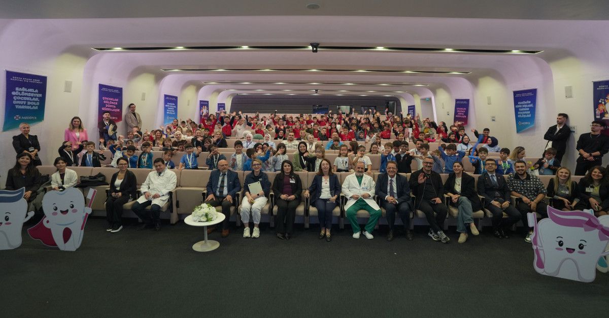 Dünya Çocuk Günü Medipol Diş Festivaliyle Kutlandı: Miniklere Sağlıklı Gülüşler İçin Bilinçli Adımlar