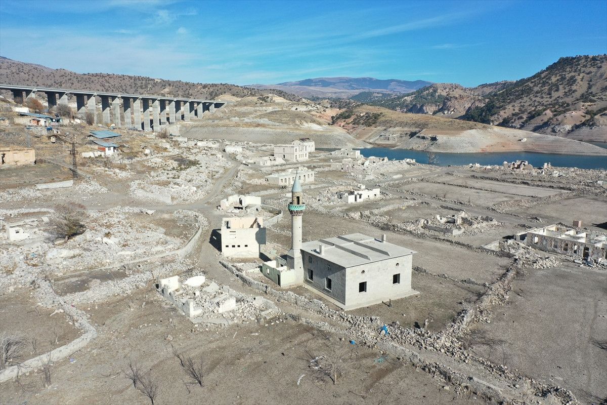 Karakurt HES Barajı Sonrası Köyün Su Altından Sonrası: Geriye Kalanlar