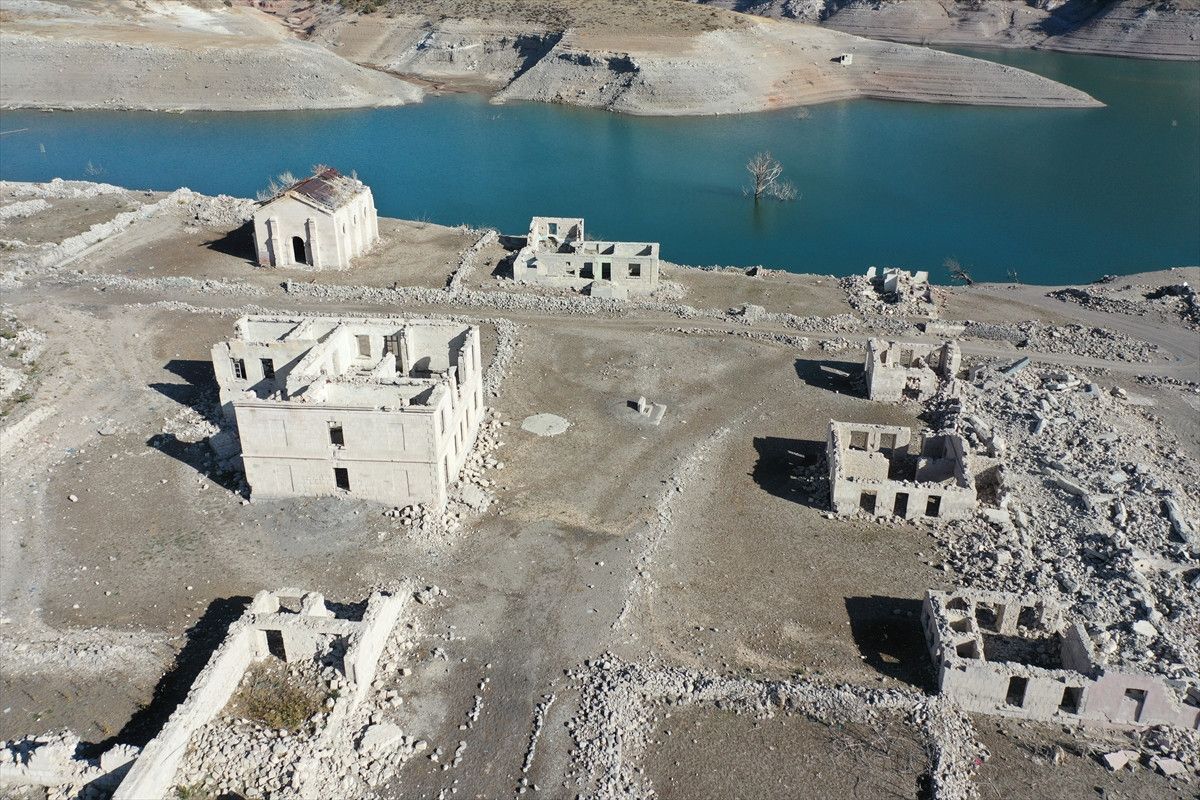 Karakurt HES Barajı Sonrası Köyün Su Altından Sonrası: Geriye Kalanlar