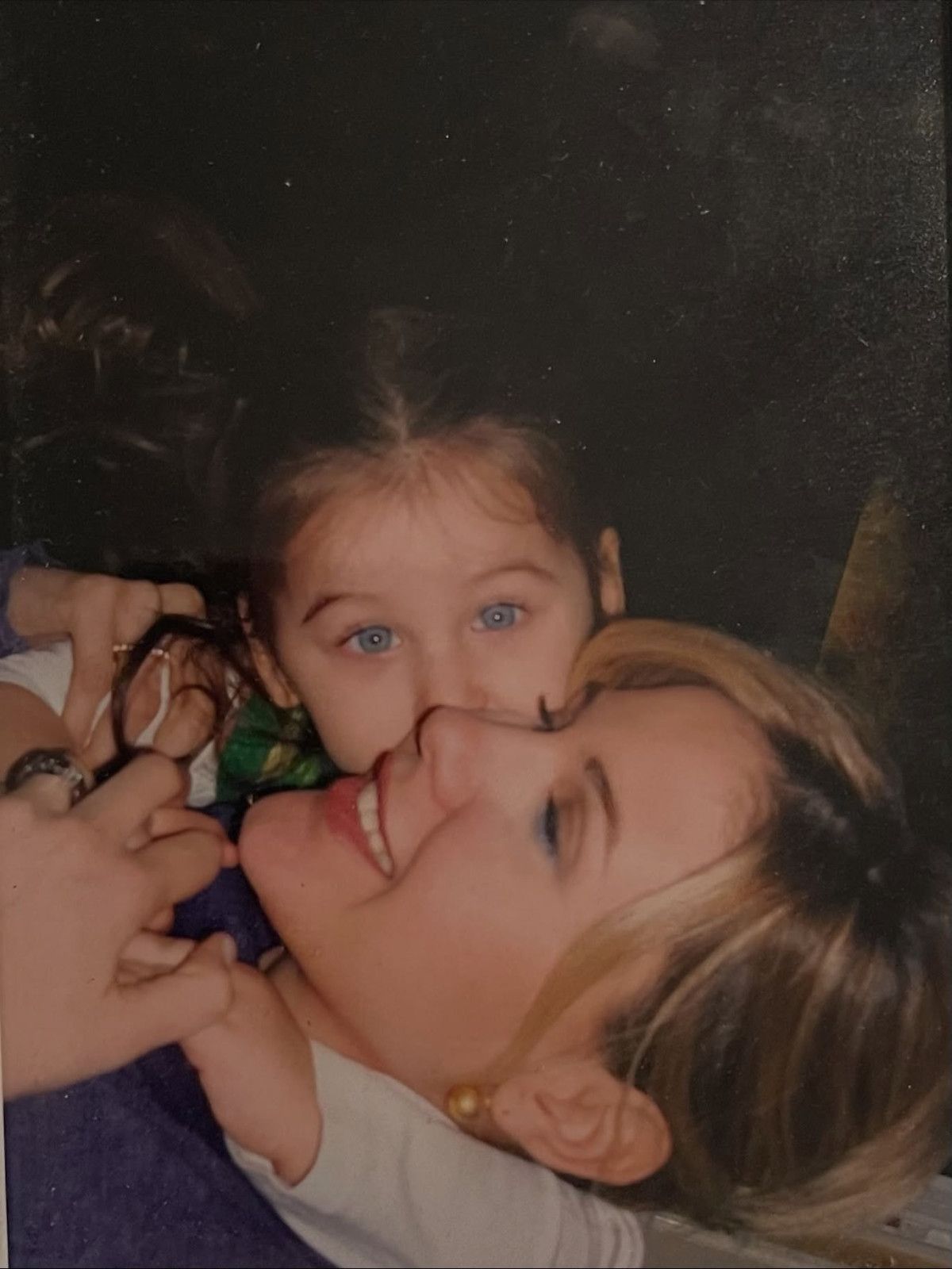 Duru Kınay'in 21. Yaş Günü: Aile Neşesi ve Anılarla Dolu Bir Yeni Yıl