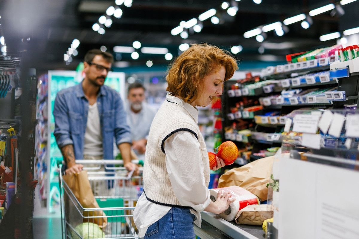 Marketin Duygusal Yönlendirmesi: Raflar, Koku ve Zamanın Psikolojisi
