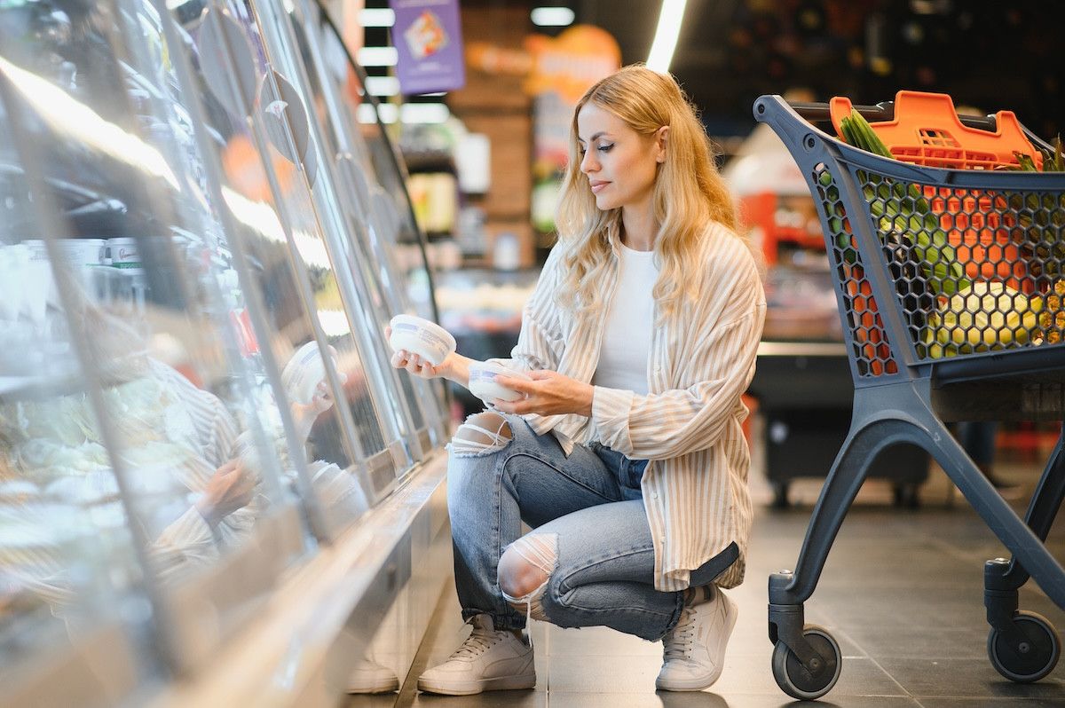 Marketin Duygusal Yönlendirmesi: Raflar, Koku ve Zamanın Psikolojisi